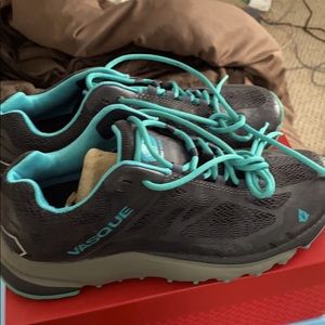 Hiking shoes/active wear